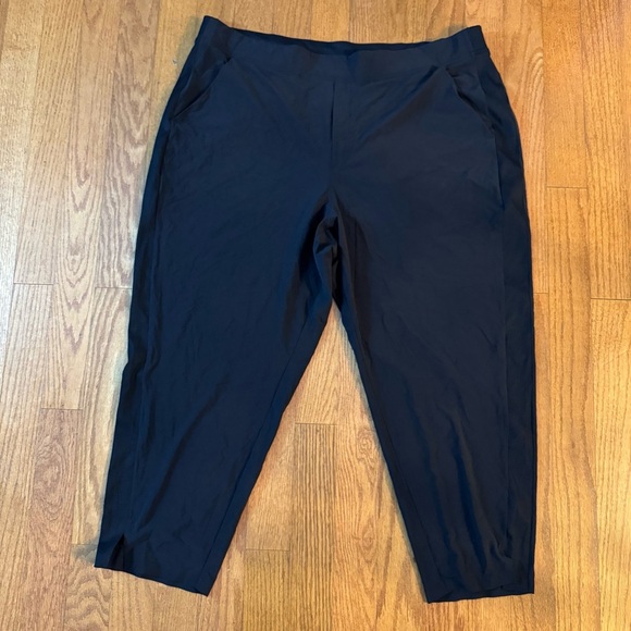 Athleta Black Activewear Pants Womens Size 24 - Picture 1 of 6